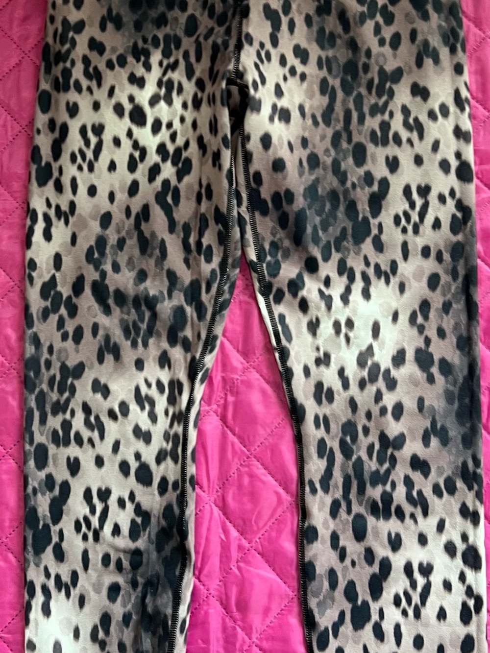 Women’s Leopard Print Leggings - Black and Cream 33 Inch